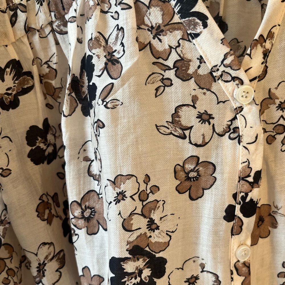 NWOT Melloday Floral Print Blouse Cream and Brown | Size XS - Picture 8 of 11